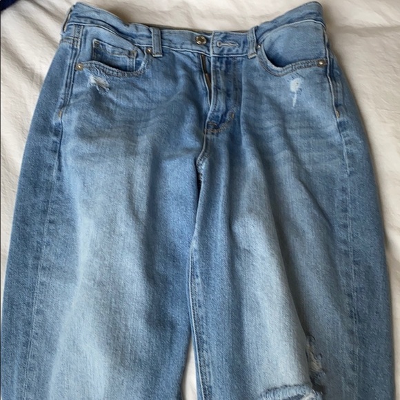 American Eagle Outfitters Denim - American Eagle mom jean